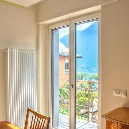 Il Punto Rosso Apartman Nesso